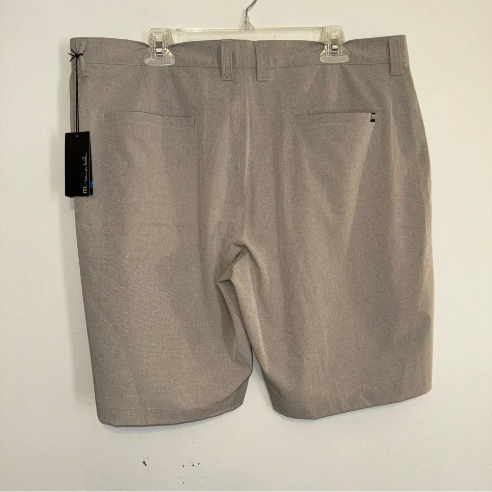 NEW  Travis Mathew Beck Sz 38 Tan Heather Polyester Blend 9